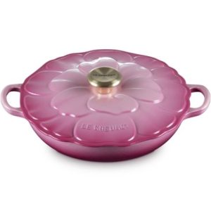 Chảo gang Le Creuset Petal Braiser có nắp 26cm 2.2L - Hồng Berry