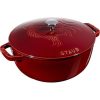 Nồi gang tròn Staub 24cm 3.7L nắp hình gà - Màu Đỏ Rượu